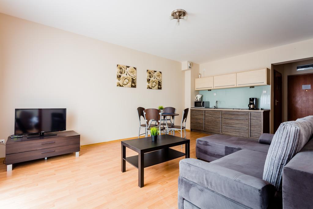 Apartamenty Na Zdrojowej - Visitopl Swinoujscie Ruang foto